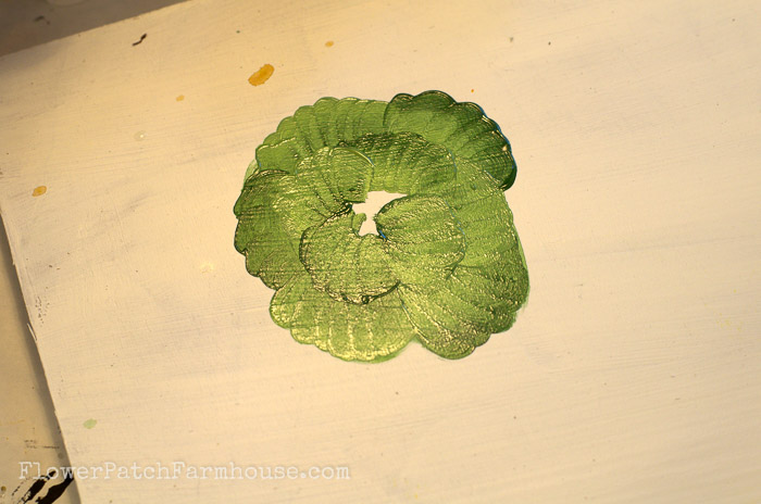 How to Paint a Head of Lettuce. FlowerPatchFarmhouse.com