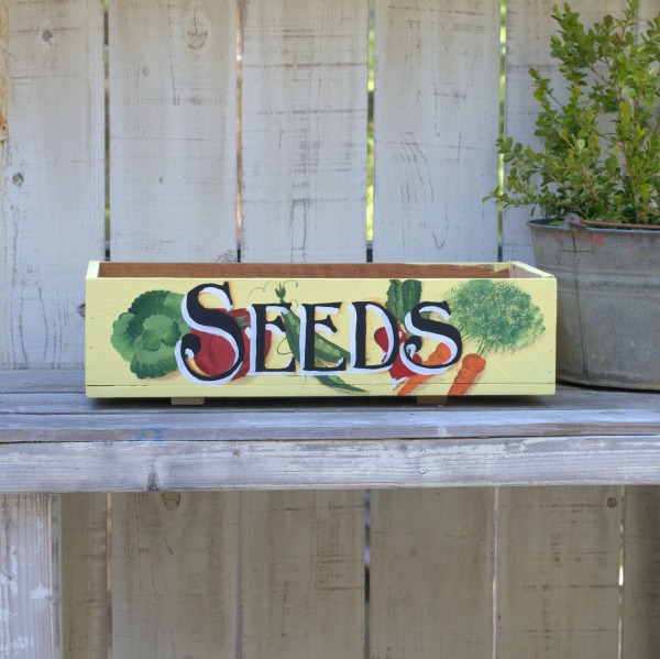 DIY vintage seed box planter from cedar fence boards, FlowerPatchFarmhouse.com