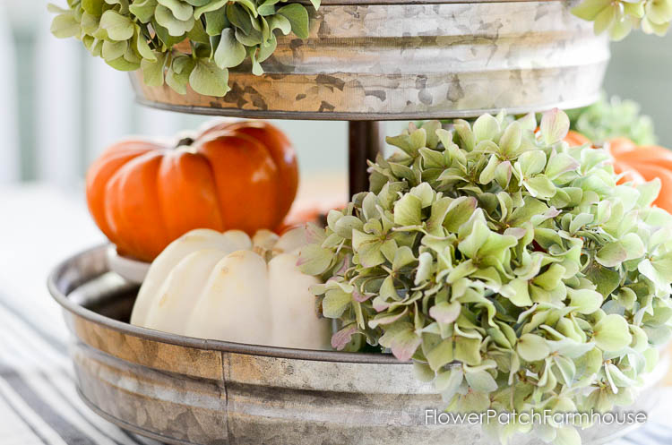 Hydrangeas and pumpkins for Fall Dining room decor