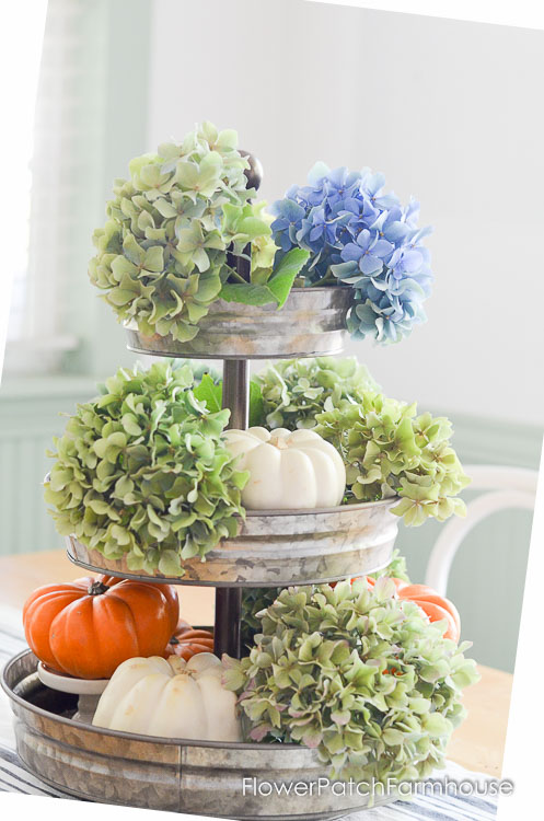 Hydrangeas and pumpkins for Fall Dining room decor