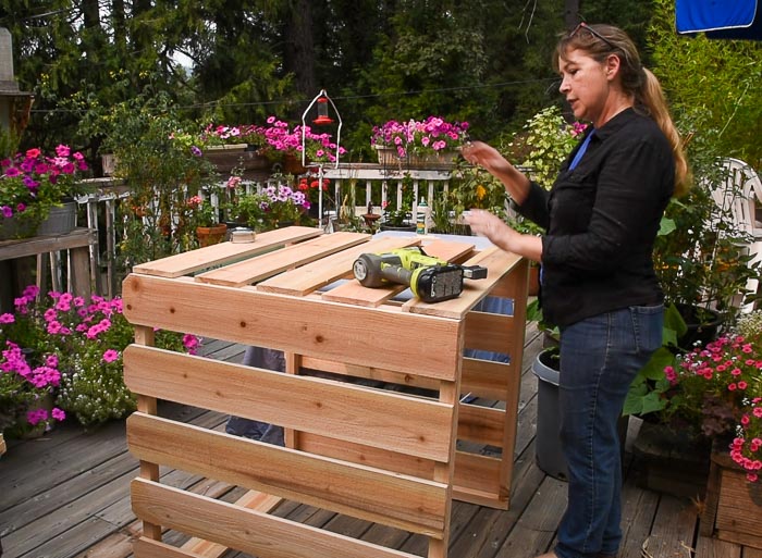 lay frames on side to attach drops of fence boards